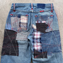 Load image into Gallery viewer, blue overstitched jeans